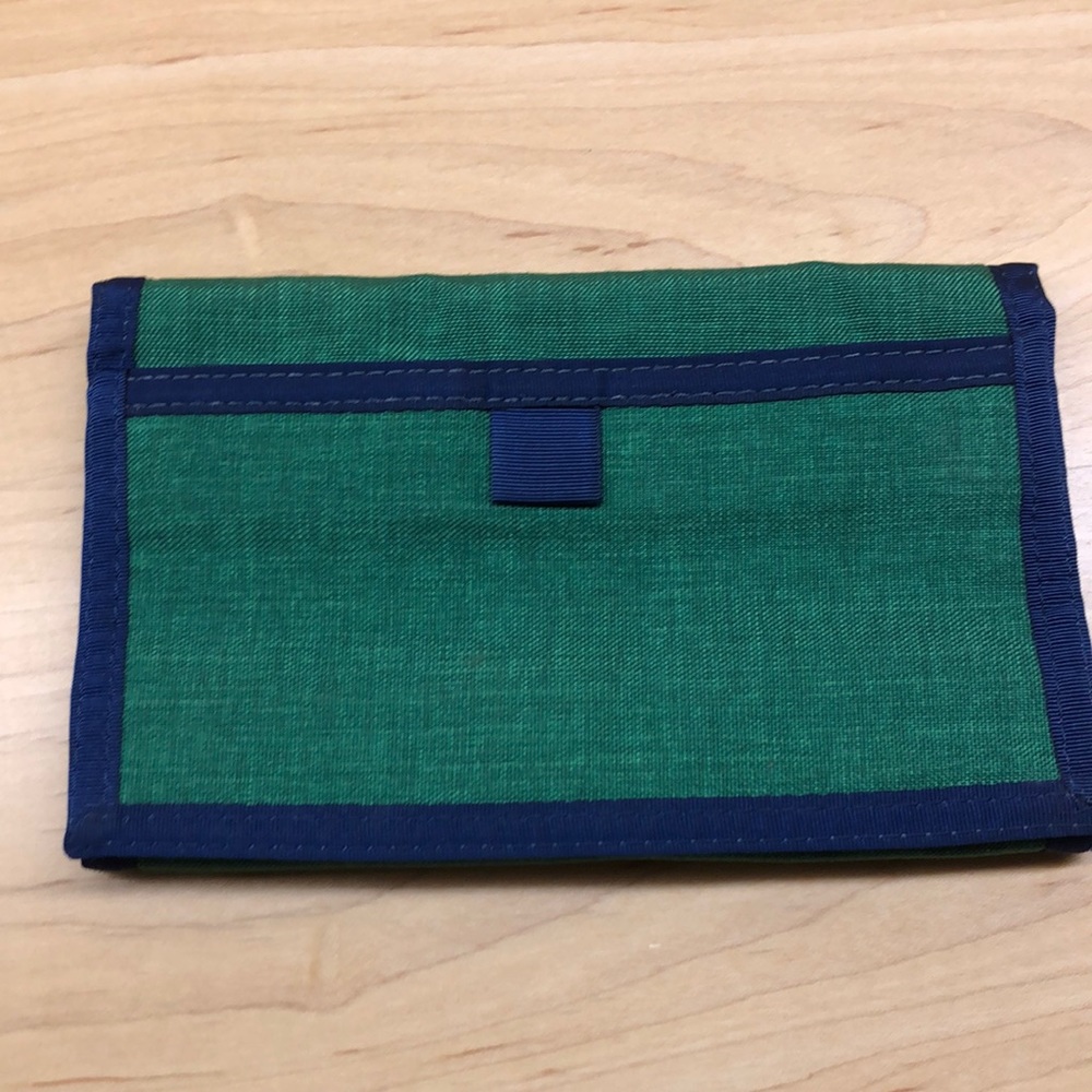 Vintage Pappagallo Green Nylon Wallet PREPPY